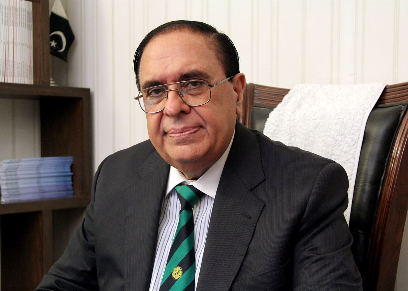 Dr. Atta-ur-Rahman